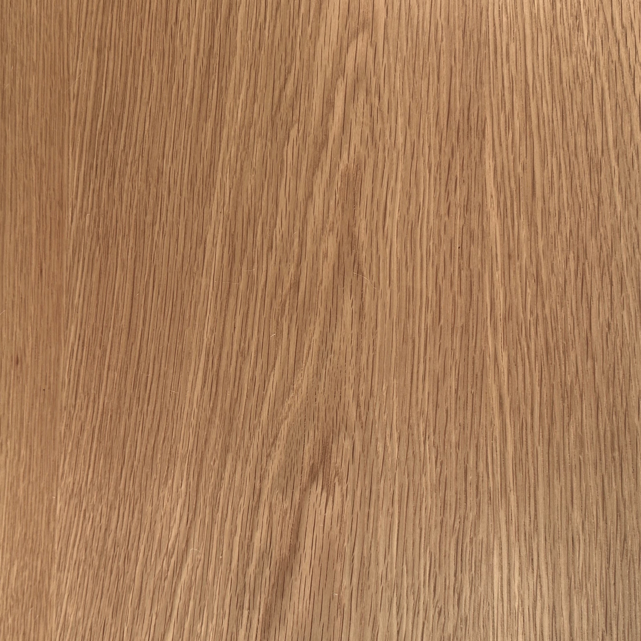 Natural oak veneer
