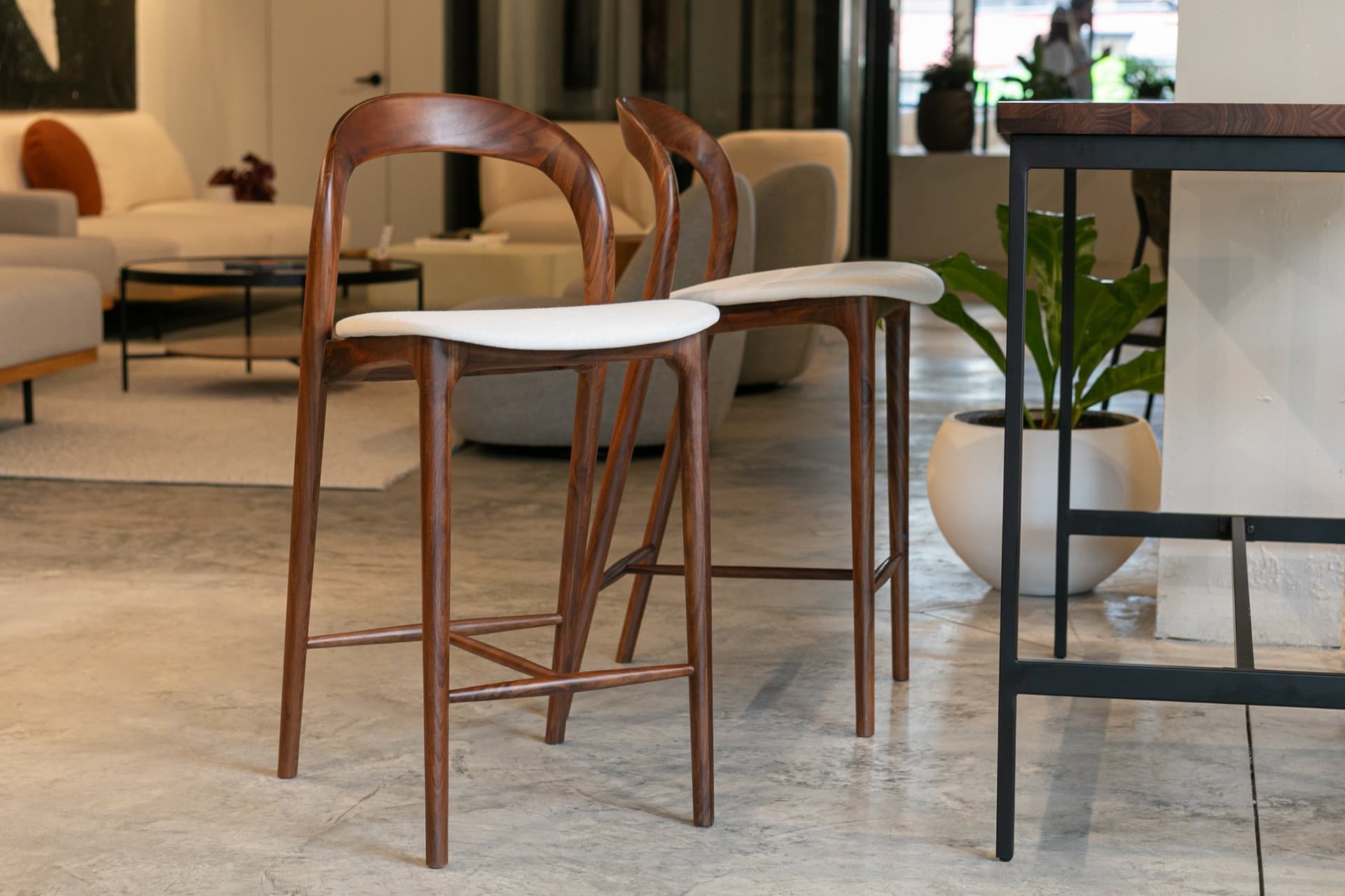 Bar & Counter Stools